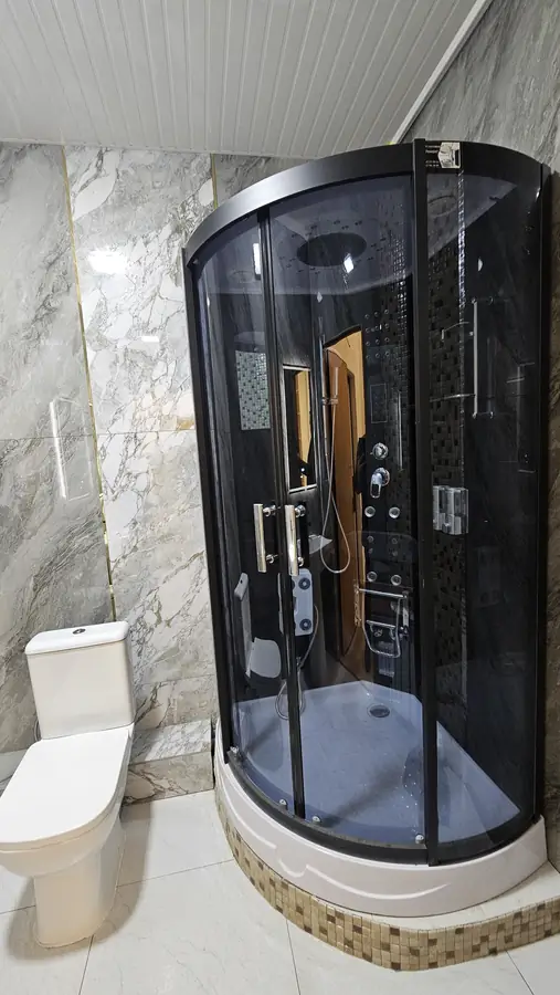 Продается 2-комнатная квартира − 58 м²