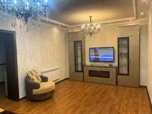 Сдается 3-комнатная квартира − 110 м²
