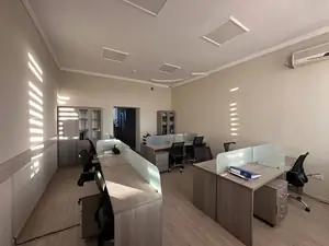 Ofis − 2545 m², 1/3 qavat