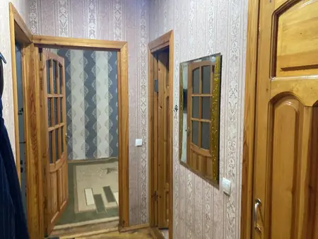 2-комнатная квартира − 80 м², 1/4 этаж