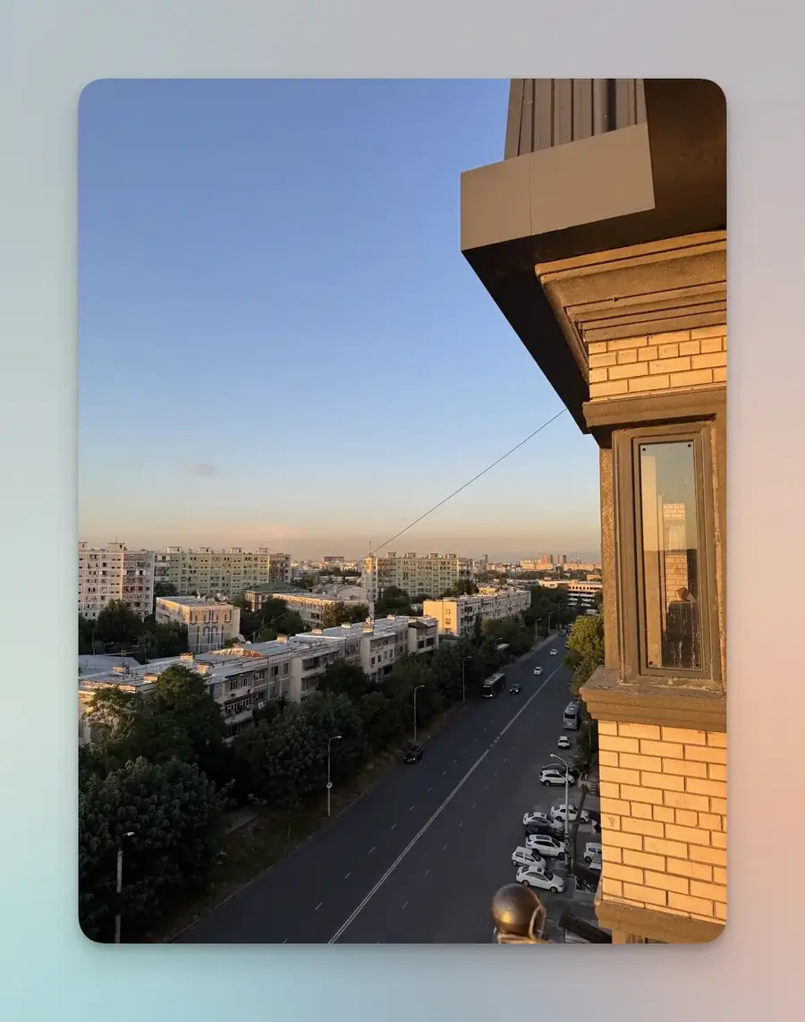 Продается 4-комнатная квартира − 116 м²