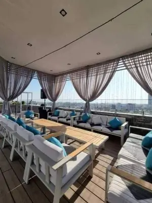 4 xonali kvartira sotiladi − 150 m²