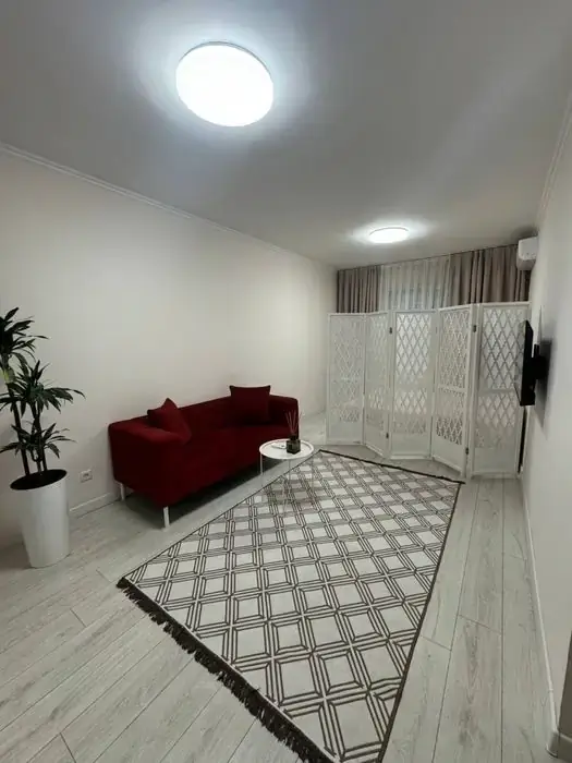 1 xonali kvartira − 40 m², 1/9 qavat