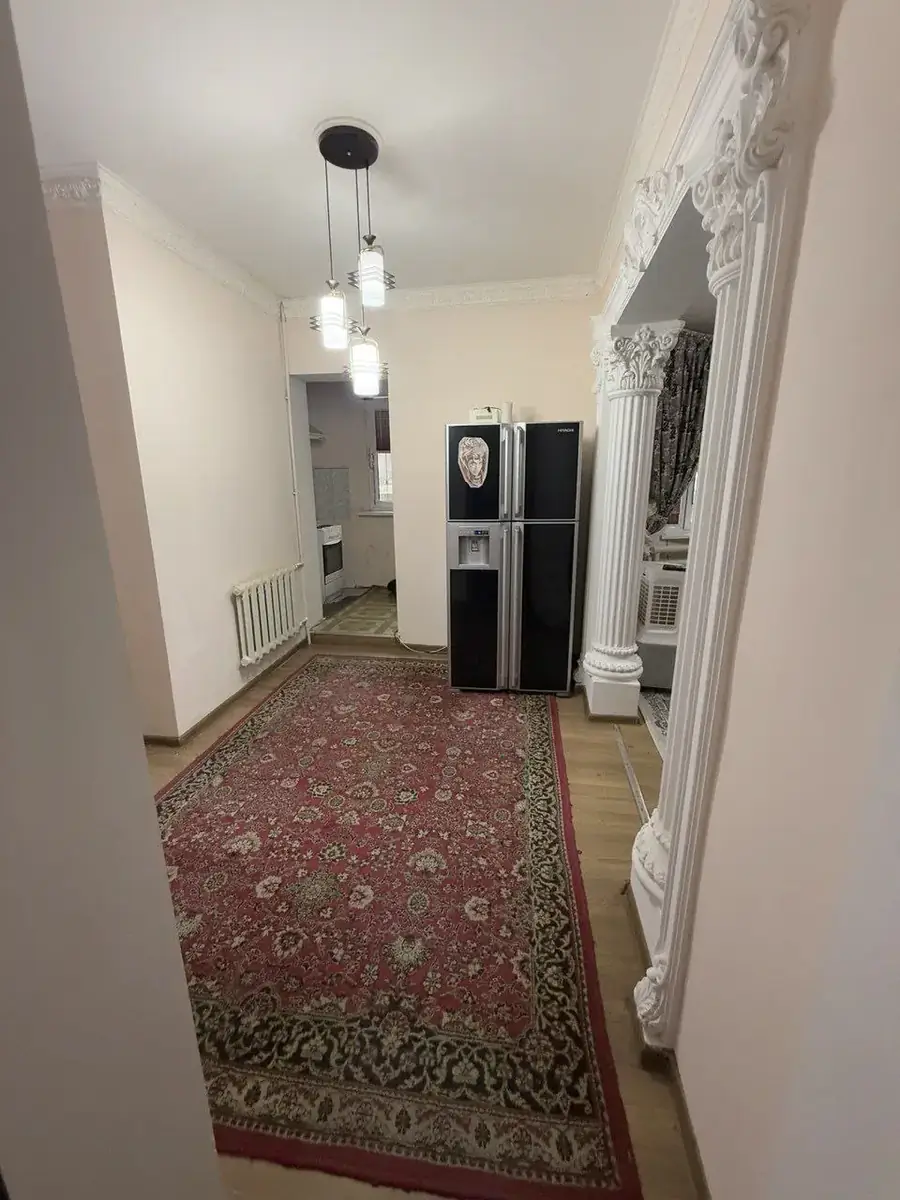 Продается 3-комнатная квартира − 92 м²