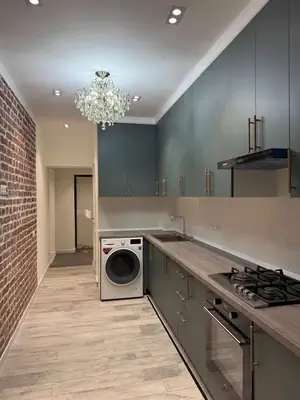 3 xonali kvartira − 90 m², 2/9 qavat