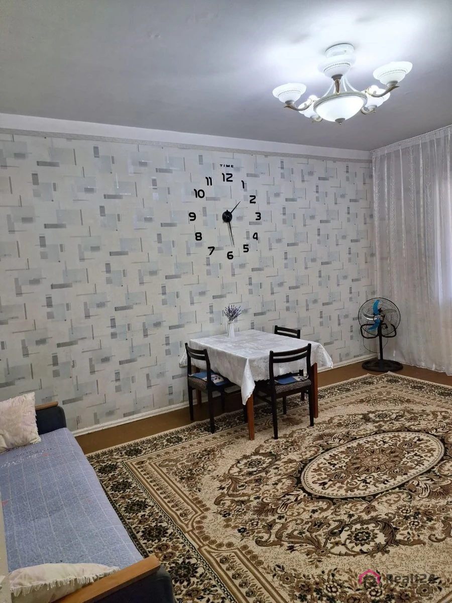 Ijaraga 4 xonali kvartira − 77 m²