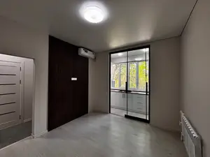 2 xonali kvartira sotiladi − 30 m²