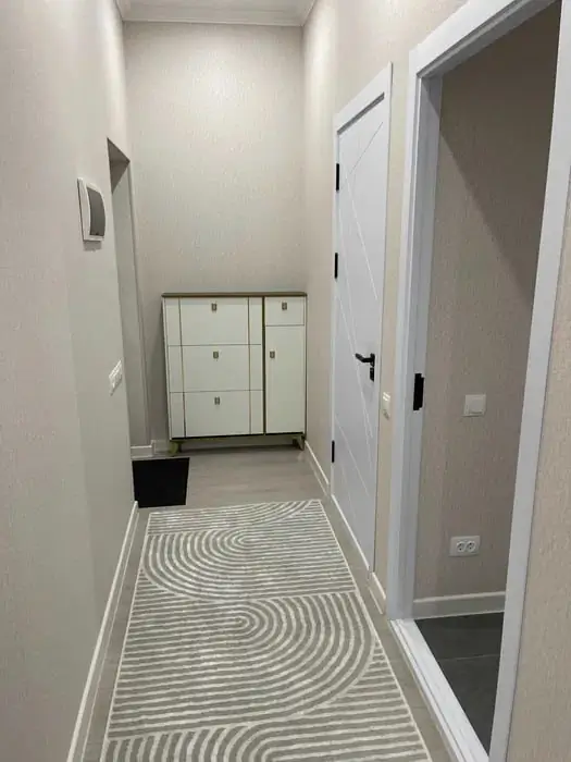2 xonali kvartira sotiladi − 70 m²