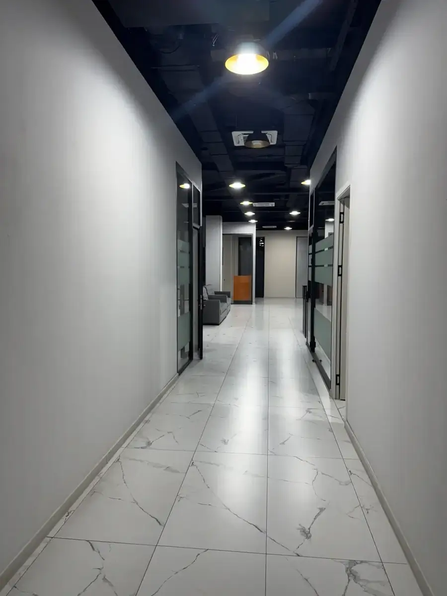 Ofis sotiladi − 515 m²