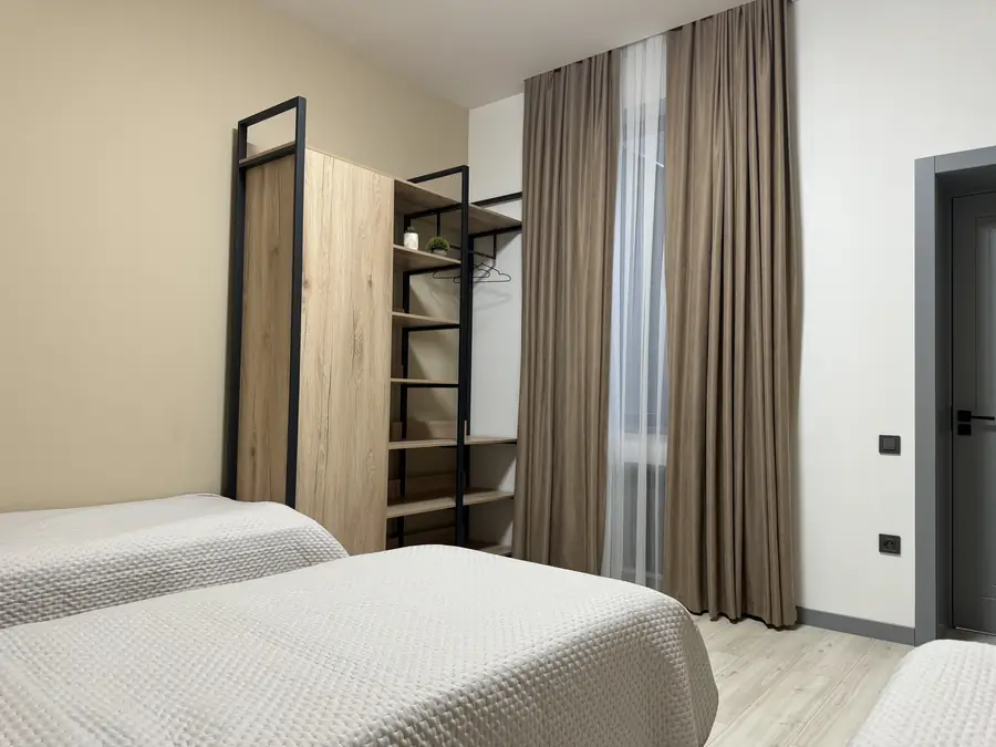 2 qavatli uy sotiladi − 255 m²