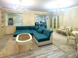 3-комнатная квартира − 100 м², 2/4 этаж