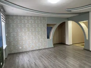 Сдается 3-комнатная квартира − 105.5 м²