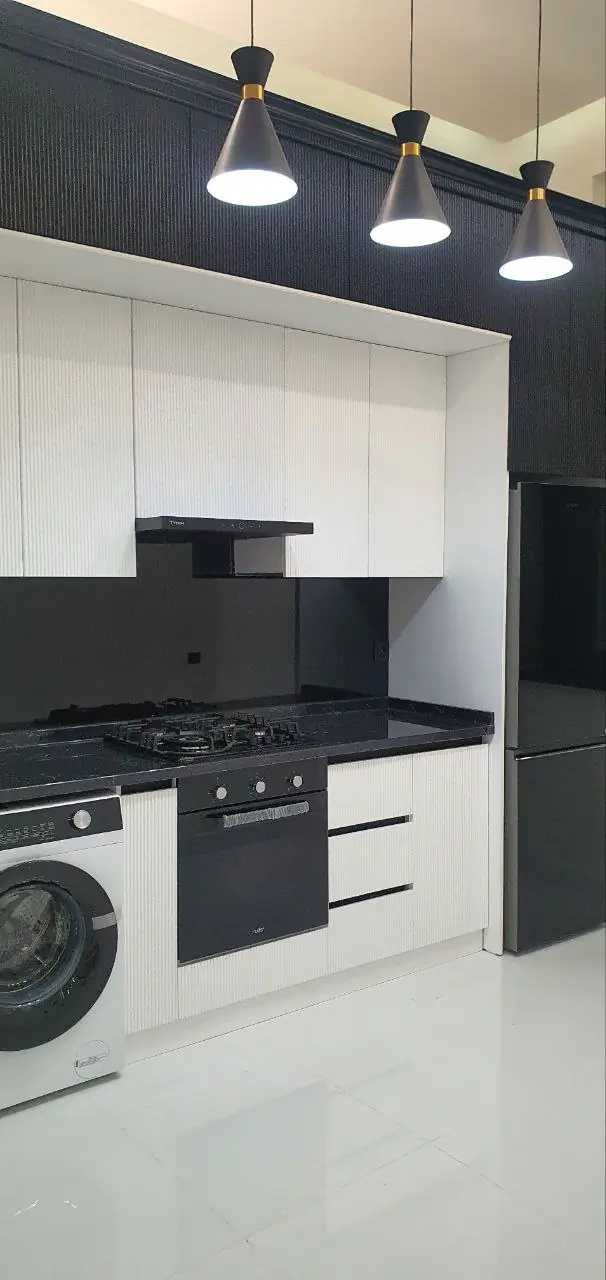 Ijaraga 2 qavatli uy − 200 m²