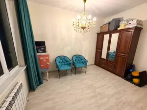 2 xonali kvartira sotiladi − 70 m²