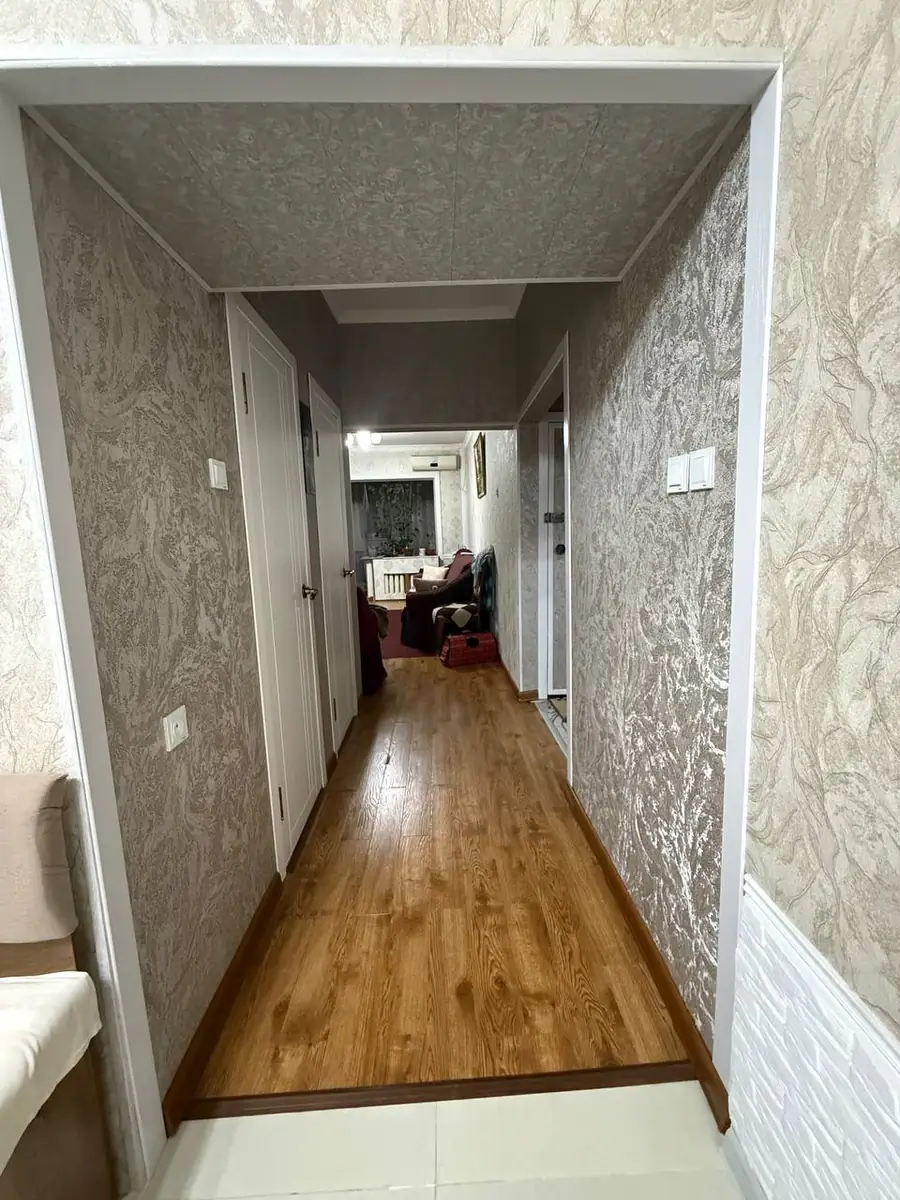 Сдается 2-комнатная квартира − 58 м²