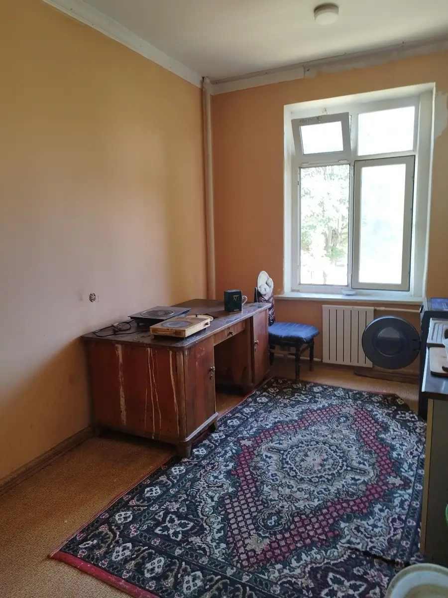 Сдается Более 5-комнатная квартира − 300 м²