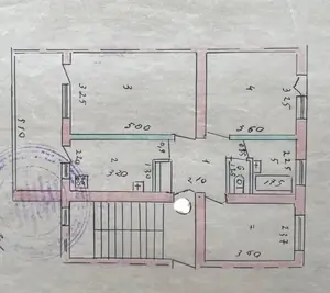 3 xonali kvartira sotiladi − 70 m²