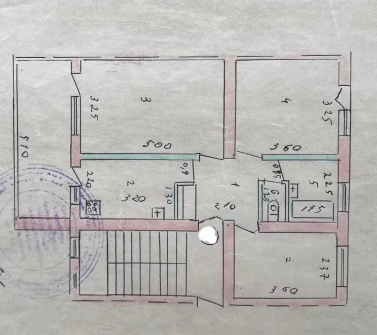 3 xonali kvartira sotiladi − 70 m²