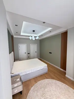 3 xonali kvartira − 90 m², 7/10 qavat