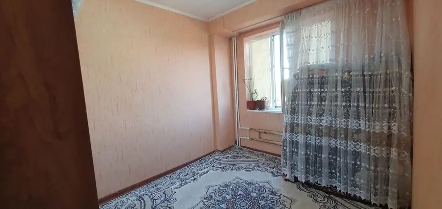 Продается 2-комнатная квартира − 4145 м²