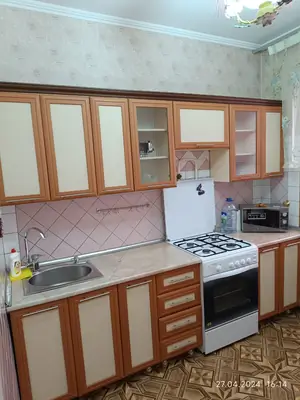 Продается 4-комнатная квартира − 116 м²
