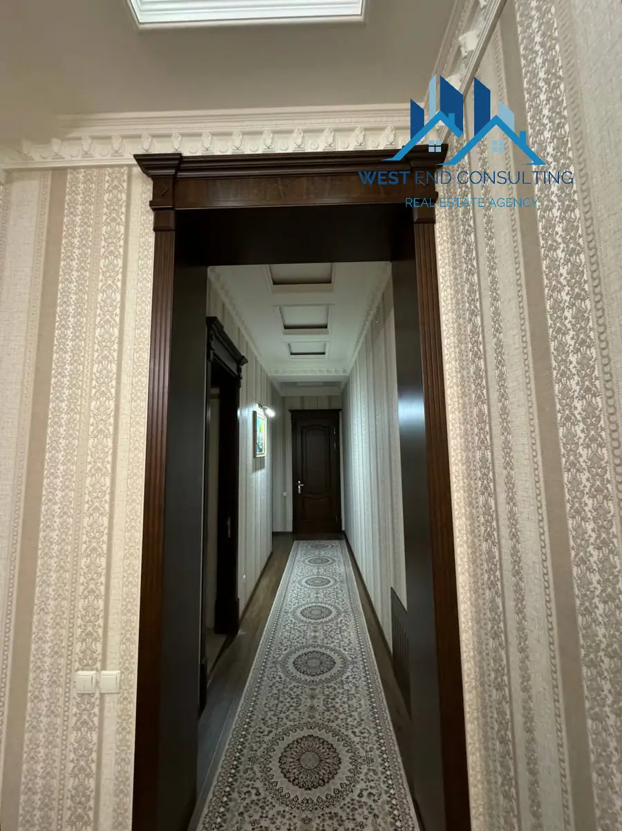Ijaraga 3 qavatli uy − 360 m²