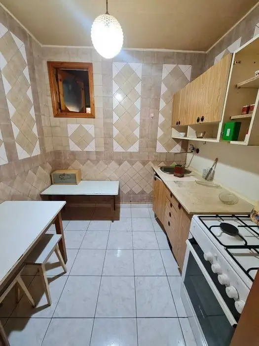 Сдается 3-комнатная квартира − 70 м²