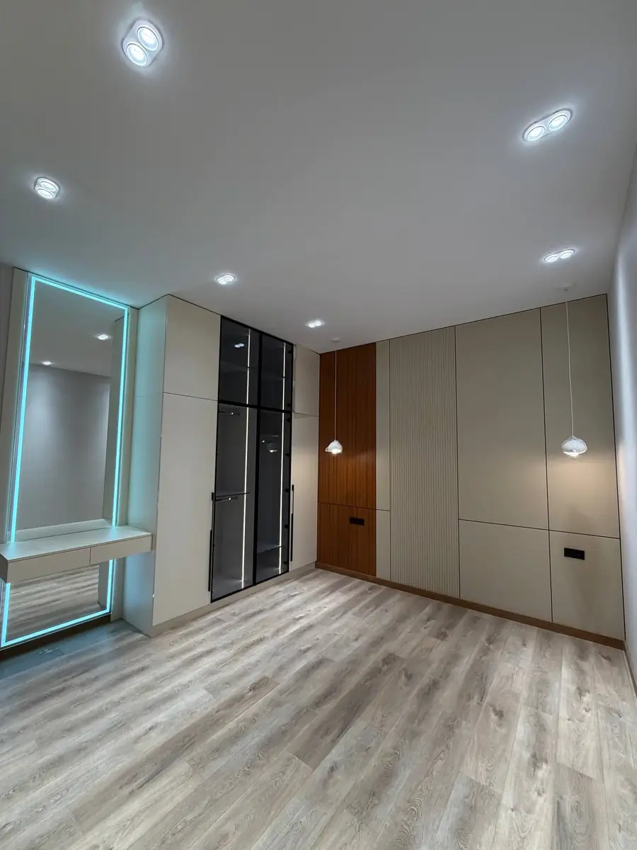 2 qavatli uy sotiladi − 380 m²