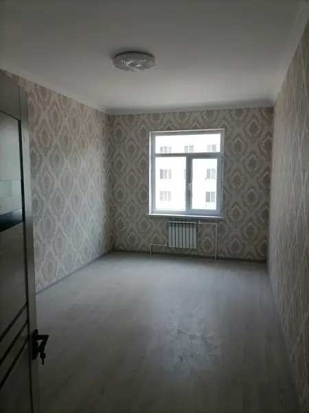 2-комнатная квартира − 74 м², 1/9 этаж