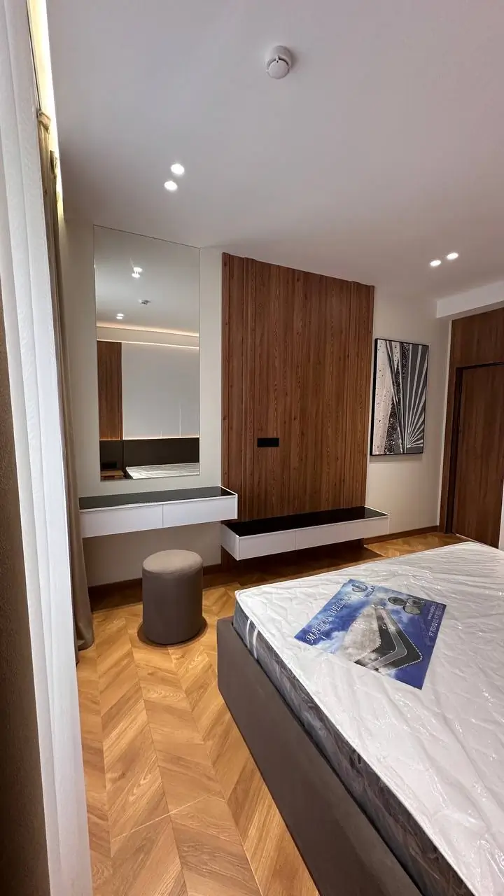 2 xonali kvartira sotiladi − 54.3 m²