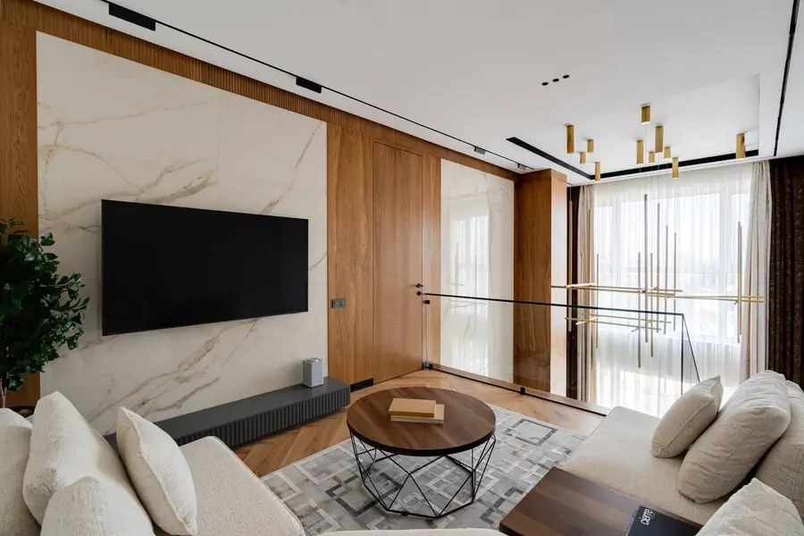 3 xonali kvartira sotiladi − 95 m²