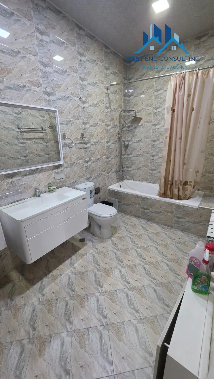 Ijaraga 2 qavatli uy − 200 m²