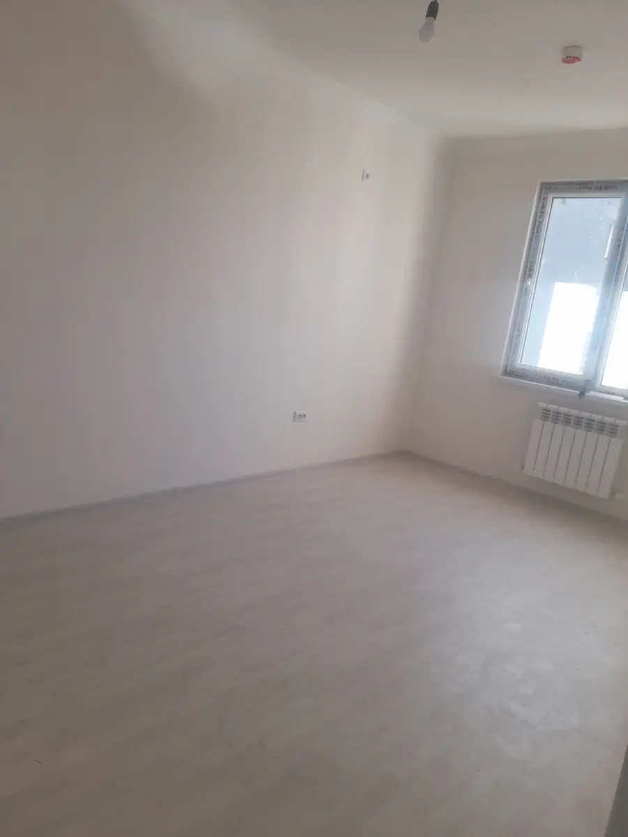 Продается 3-комнатная квартира − 68 м²