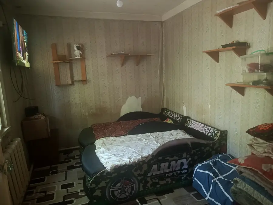 Продается 3-комнатная квартира − 51 м²
