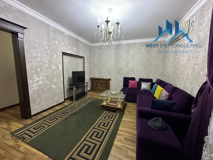 Продается 2-комнатная квартира − 67 м²
