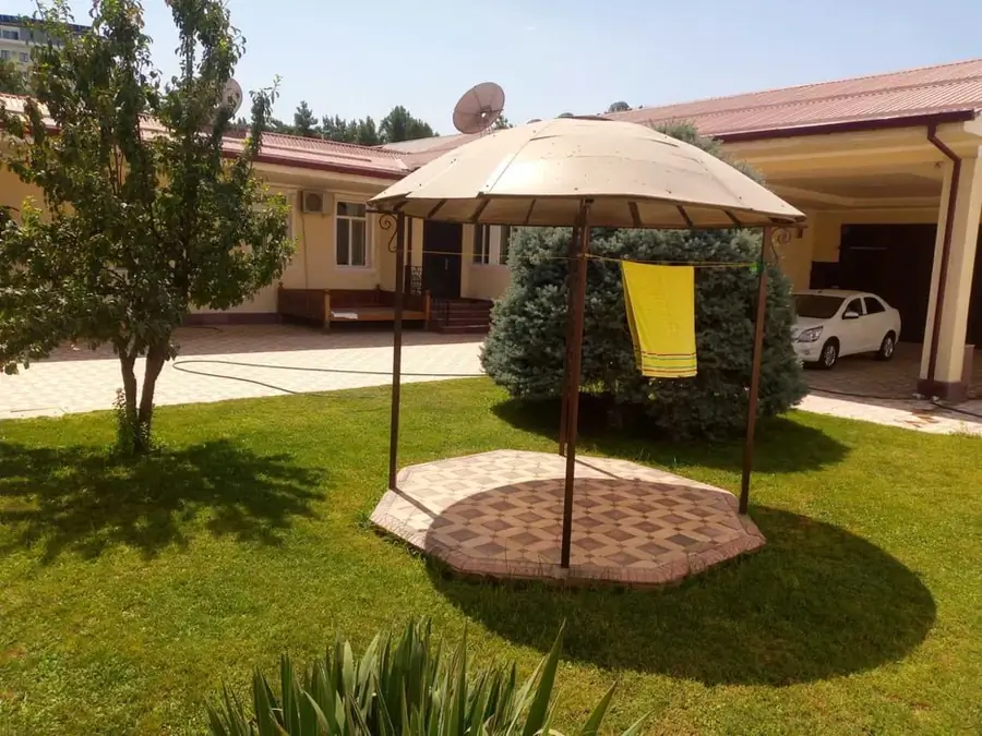 Ijaraga 1 qavatli uy − 200 m²