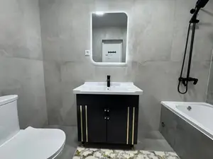 3 xonali kvartira sotiladi − 81 m²