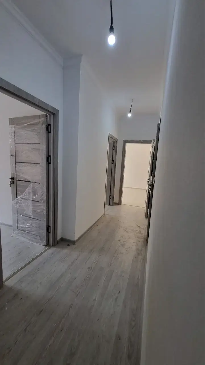 Продается 2-комнатная квартира − 52 м²