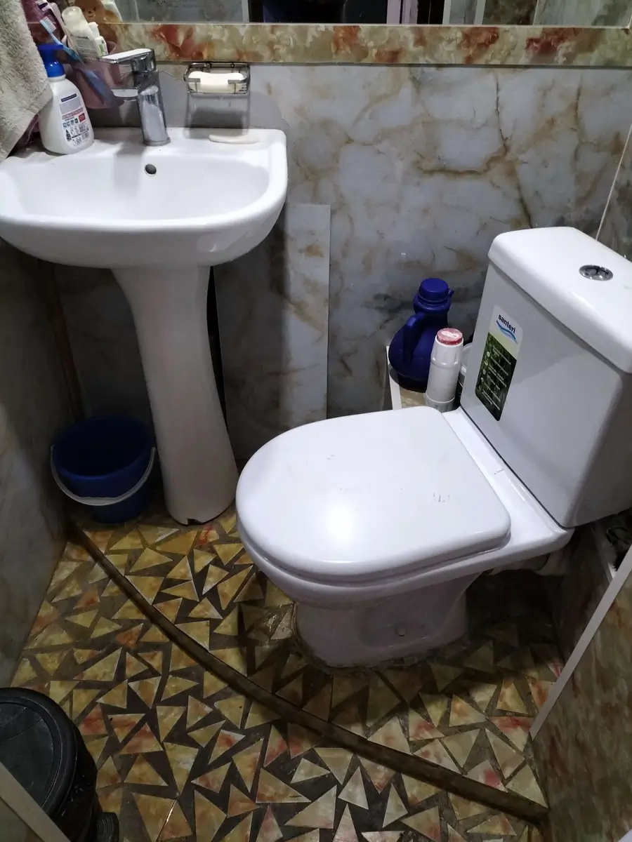 Продается 4-комнатная квартира − 107 м²