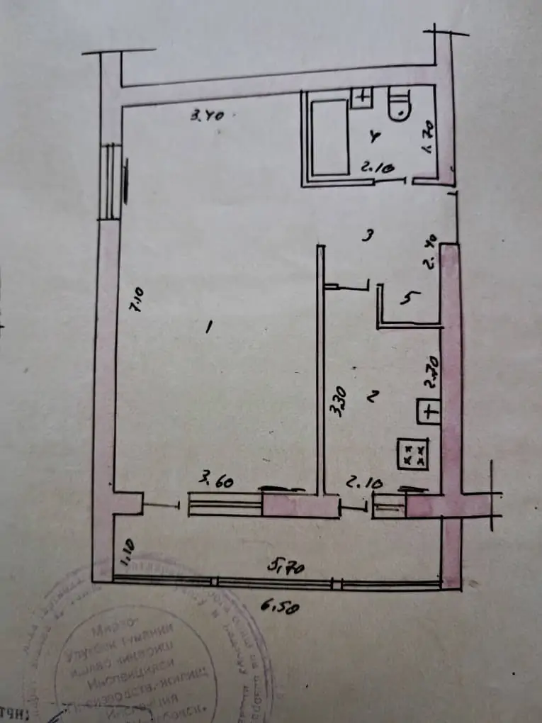 Продается 1-комнатная квартира − 40 м²