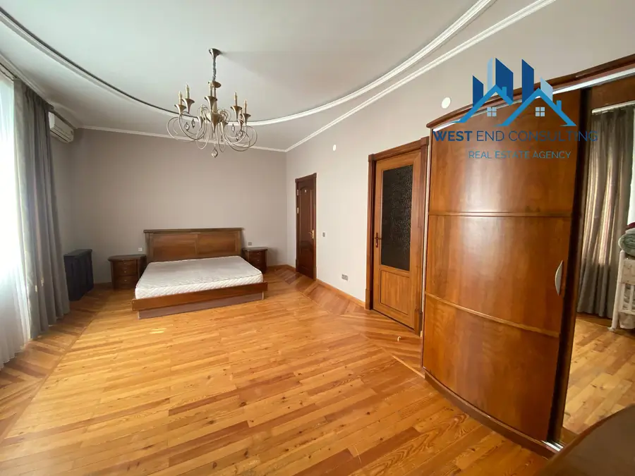 Ijaraga 3 xonali kvartira − 117 m²
