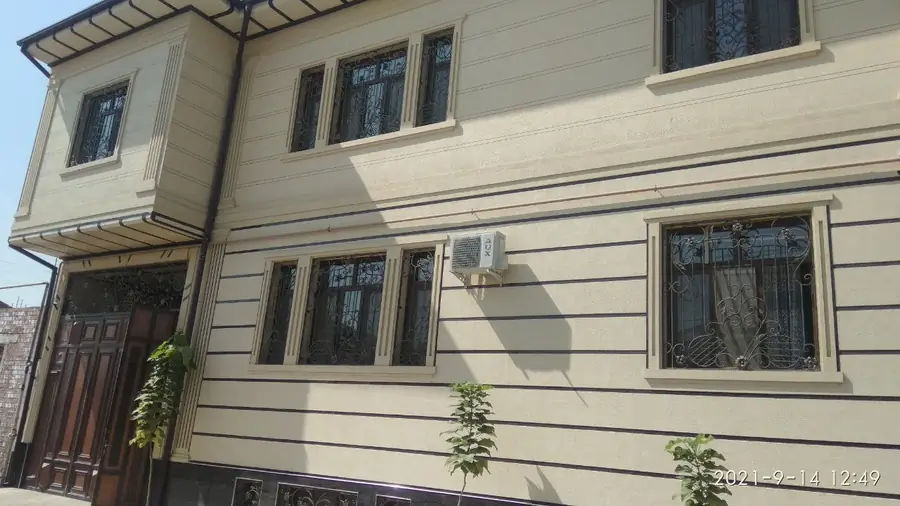 Ijaraga 2 qavatli uy − 460 m²