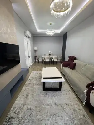 Сдается 3-комнатная квартира − 100 м²