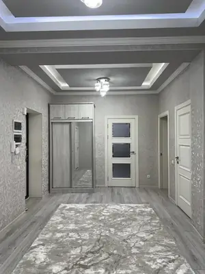 Ijaraga 4 xonali kvartira − 130 m²