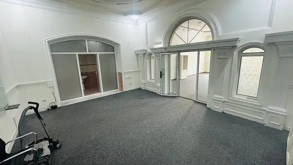 Офис − 154 м², 1/2 этаж