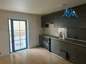 Ijaraga 2 qavatli uy − 250 m²