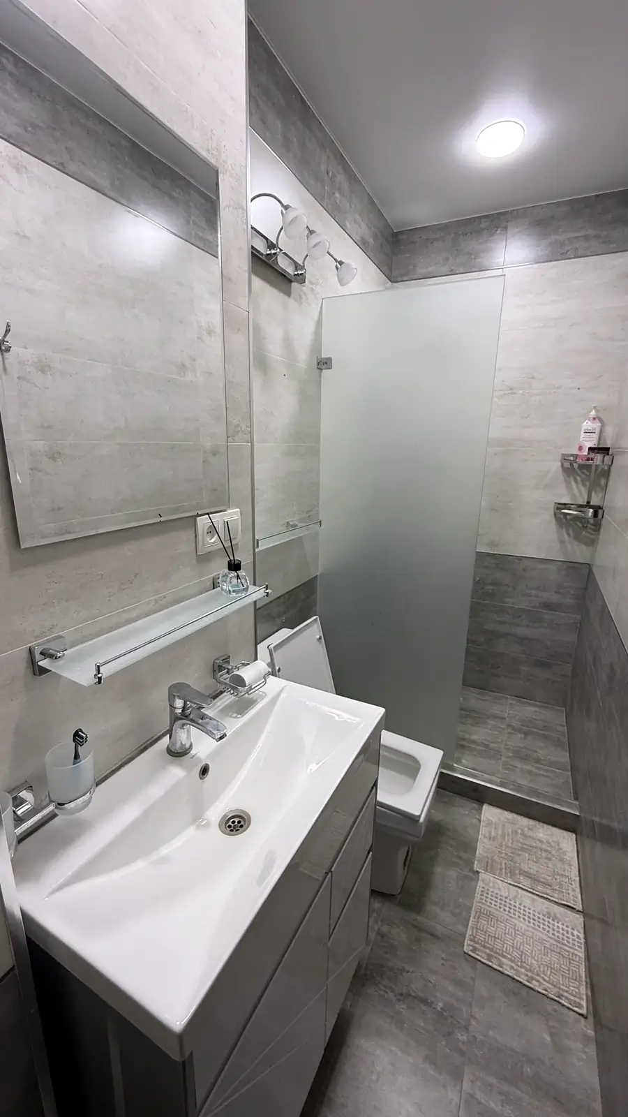 3 xonali kvartira sotiladi − 116 m²