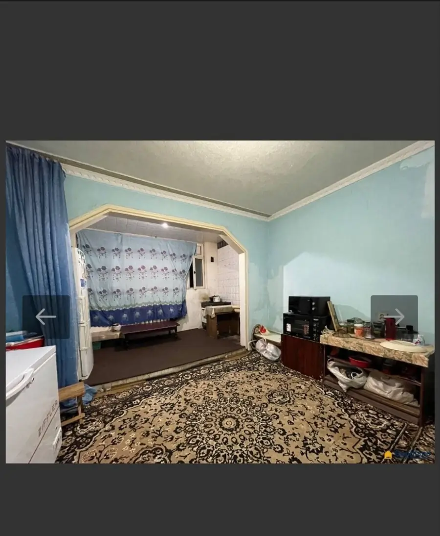 Продается Более 5-комнатная квартира − 190 м²