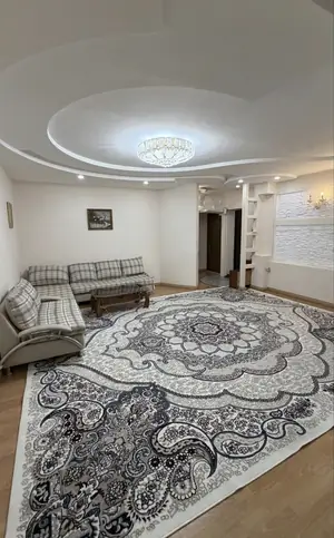 Сдается 3-комнатная квартира − 78 м²