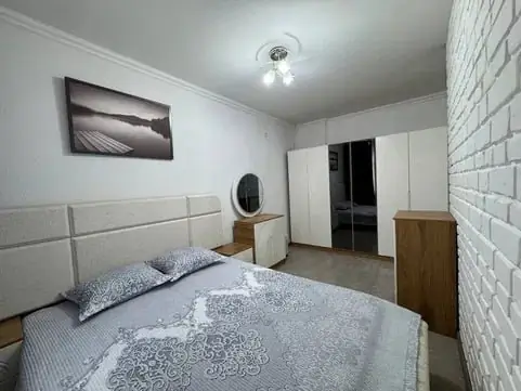 Ijaraga 3 xonali kvartira − 70 m²
